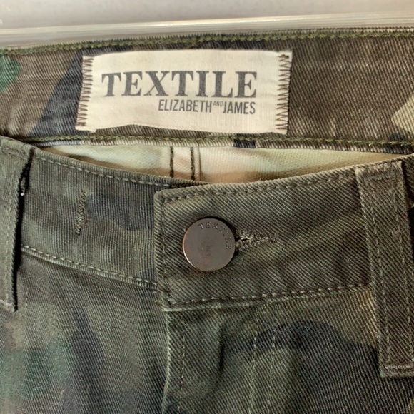 Textile Elizabeth and James Debbie camo jeans 25 - Picture 2 of 8